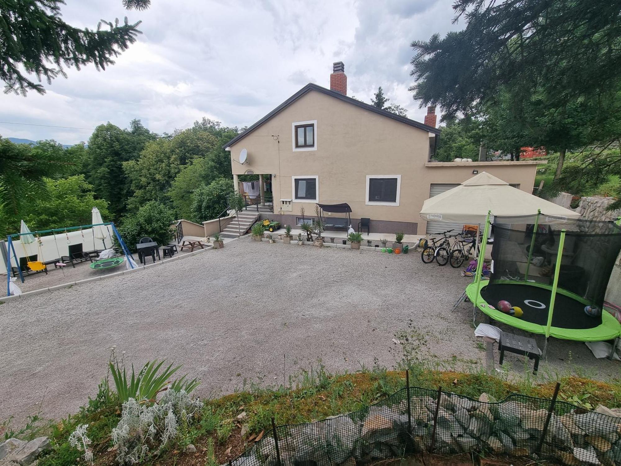 Haus Natura Jurdani Exteriör bild